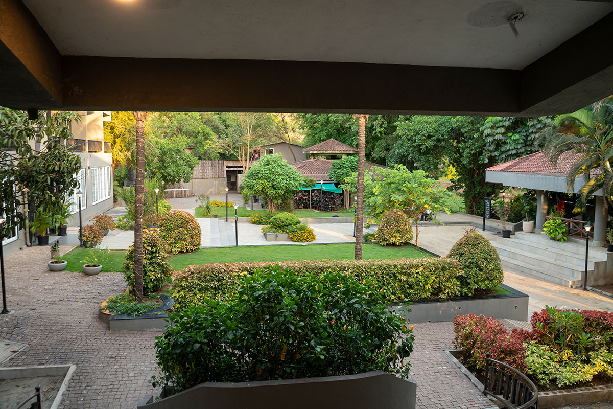 Courtyard-09